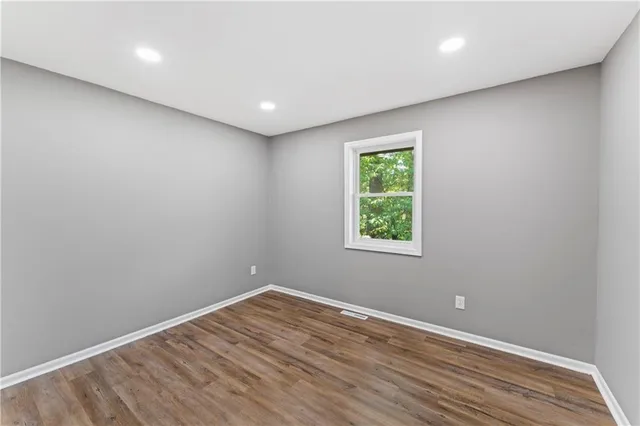 $385,000 | 2081 Willow Lane, Excelsior Springs, MO 64024