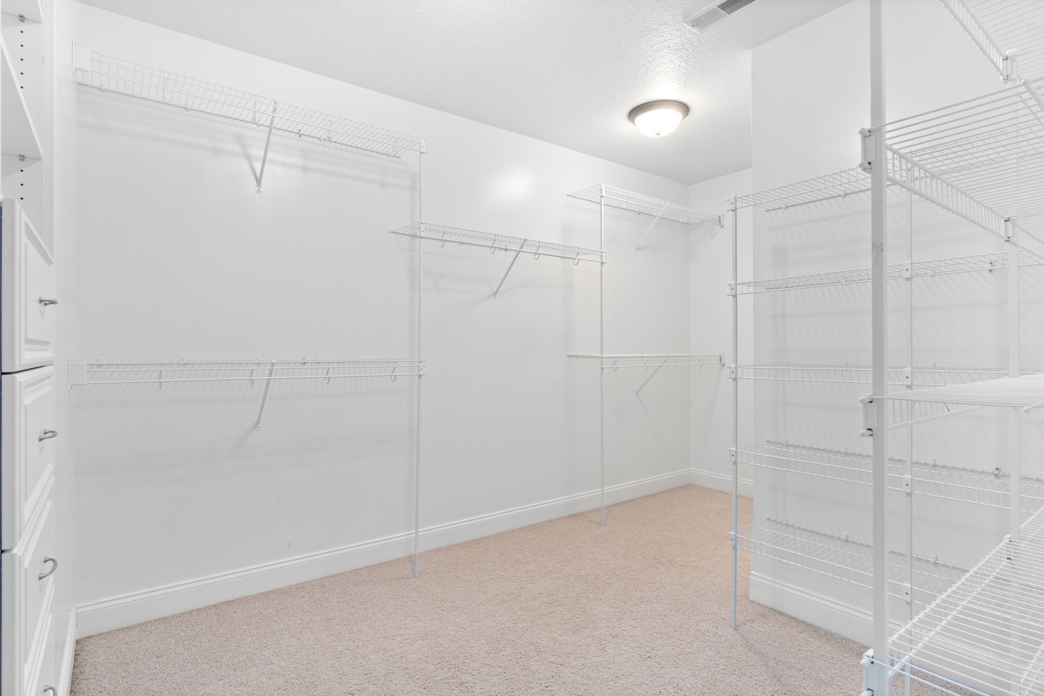 4591 Sango Road Clarksville, TN 37043 - Photo 50 of 70 a view of a room