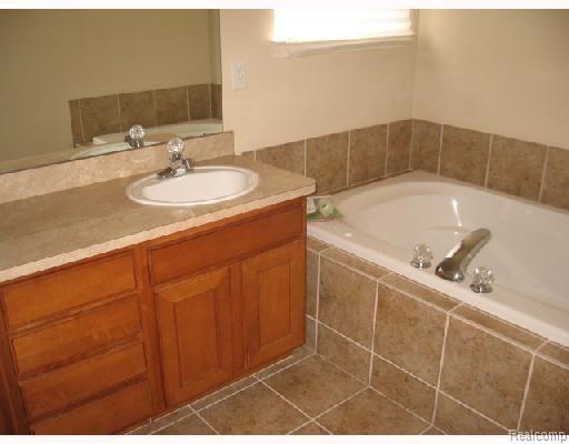 6310 Anna Drive Belleville, MI 48111 - Photo 22 of 25 Gallery Image 22