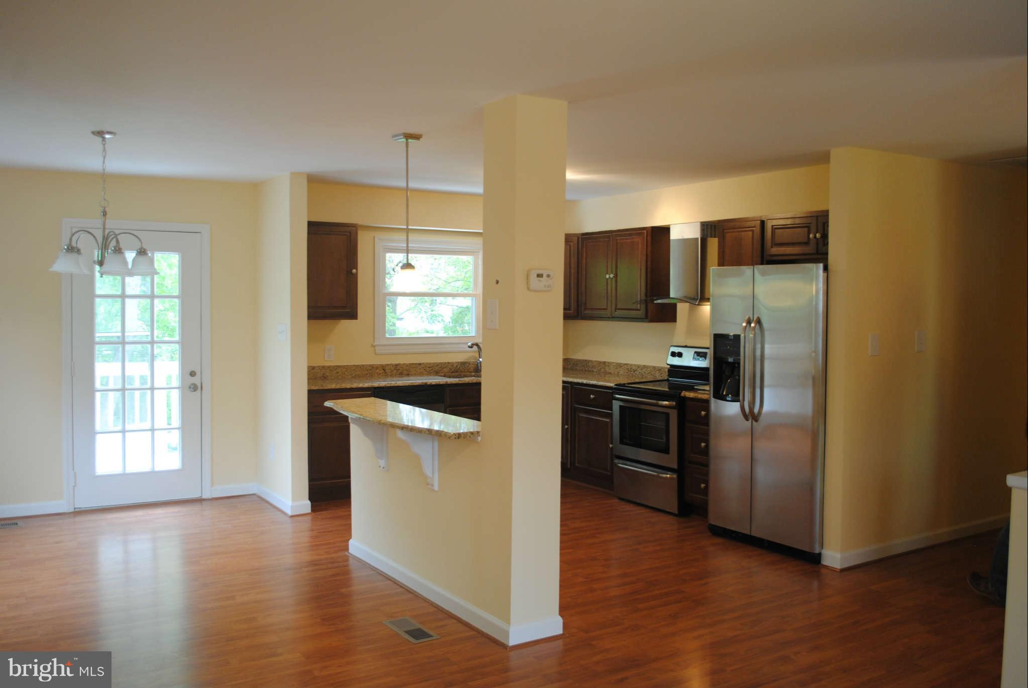 121 North Kennedy Road Sterling, VA 20164 - Photo 3 of 25 Kitchen