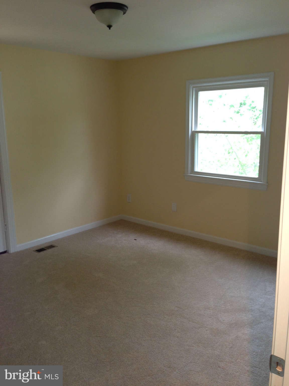 121 North Kennedy Road Sterling, VA 20164 - Photo 8 of 25 Bedroom (Master)