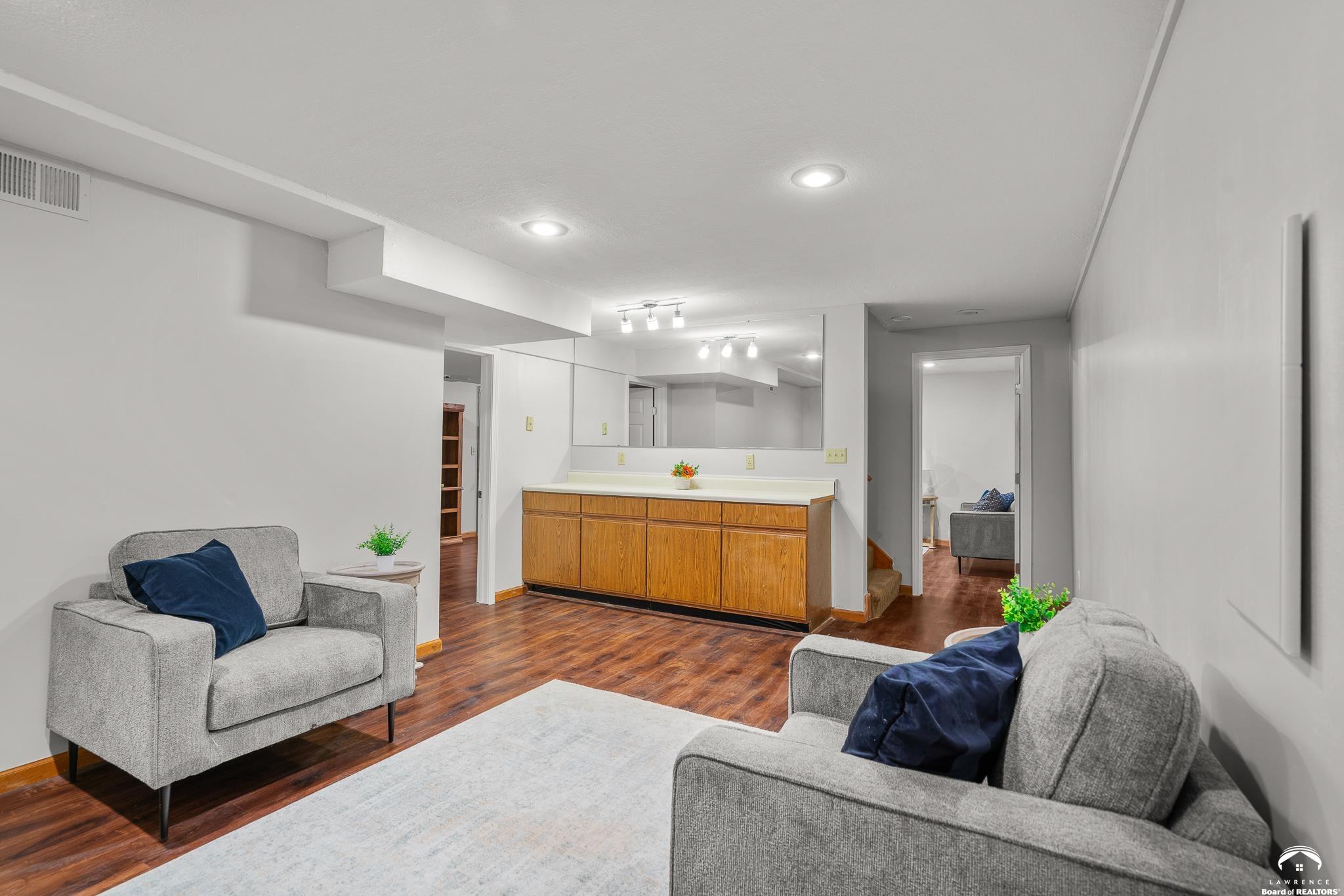 4512 Cedar Ridge Court Lawrence, KS 66049 - Photo 42 of 71 Gallery Image 42