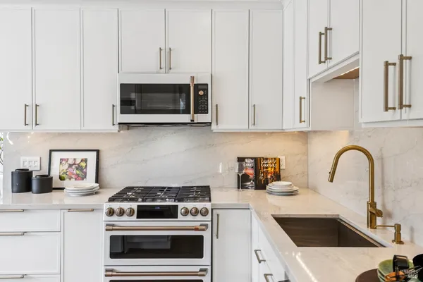 $2,395,000 | 248 Sausalito Street, Corte Madera, CA 94925