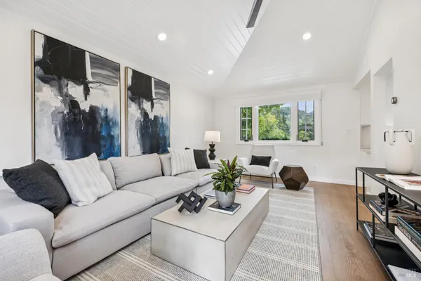 $2,395,000 | 248 Sausalito Street, Corte Madera, CA 94925