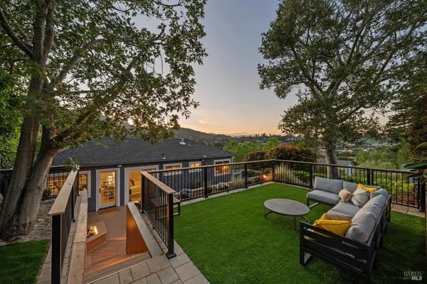 $2,395,000 | 248 Sausalito Street, Corte Madera, CA 94925