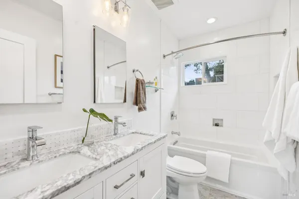 $2,395,000 | 248 Sausalito Street, Corte Madera, CA 94925