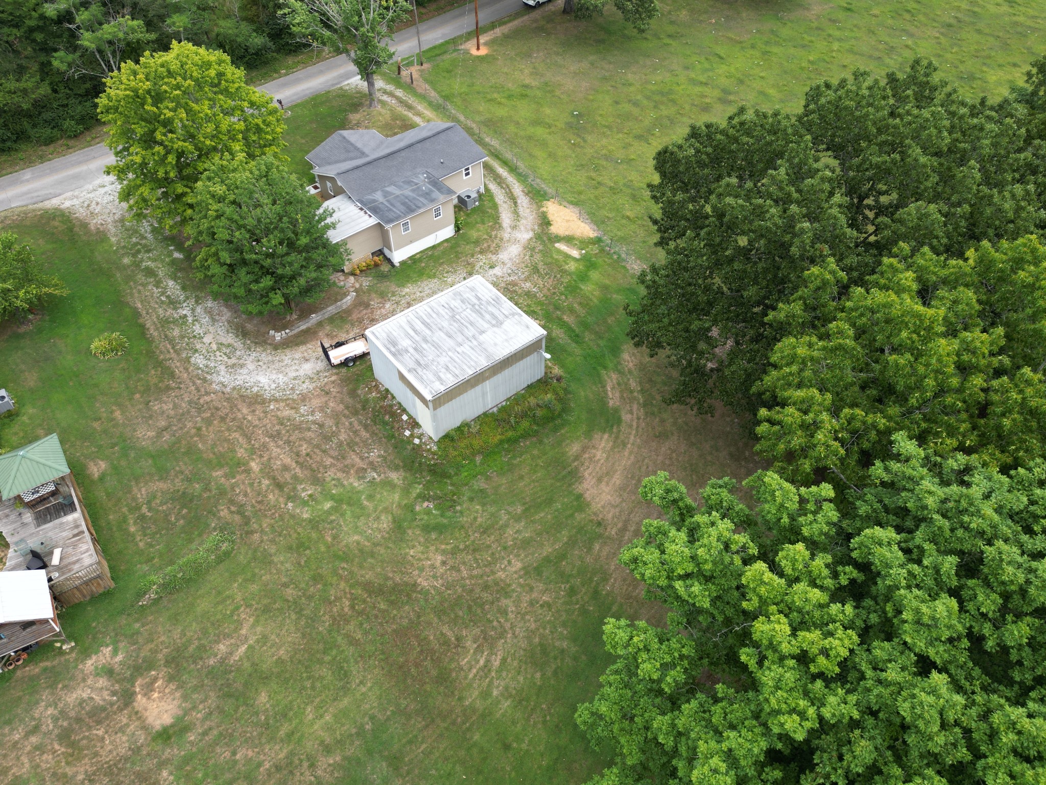 1465 Bakers Work Road Burns, TN 37029 - Photo 36 of 38 Gallery Image 36