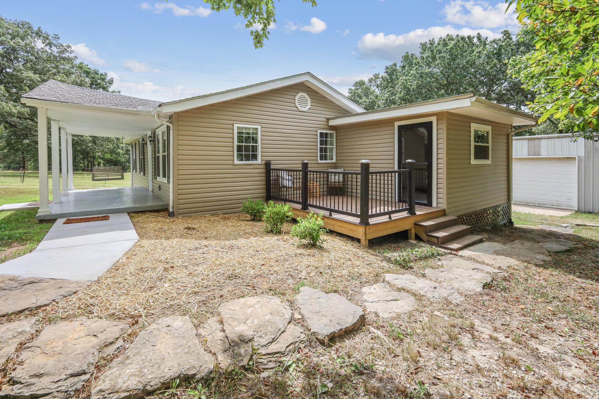 1465 Bakers Work Road Burns, TN 37029 - Photo 5 of 38 Gallery Image 5