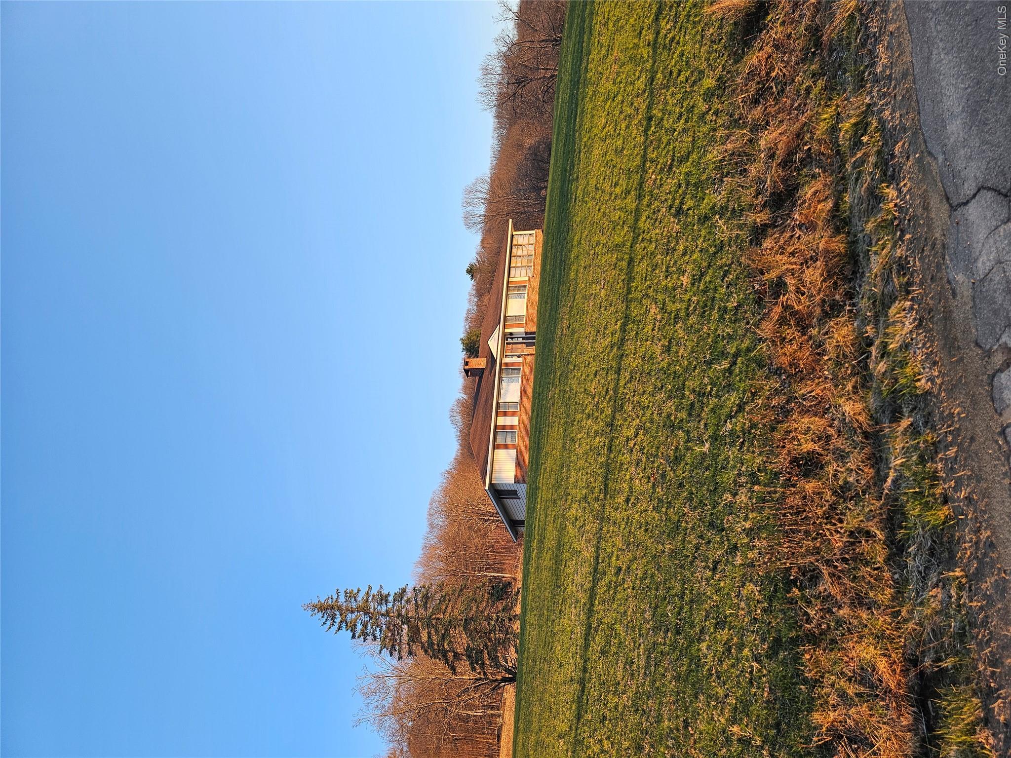 111 Crane Road, Unit 101 Bloomingburg, NY 12721 - Photo 6 of 6 a view of an ocean