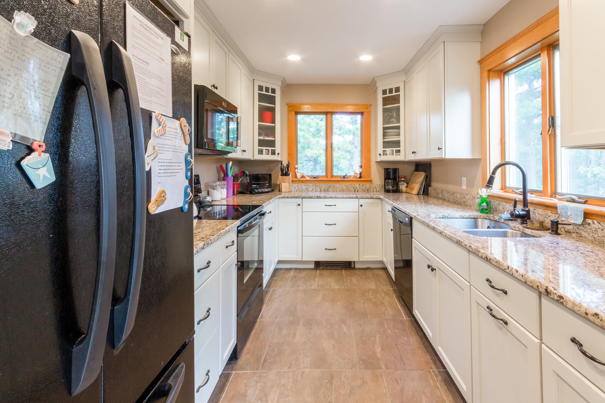 42 Meadow View Road Oak Bluffs, MA 02557 - Photo 13 of 33 42 Meadow View Road (8 of 34)