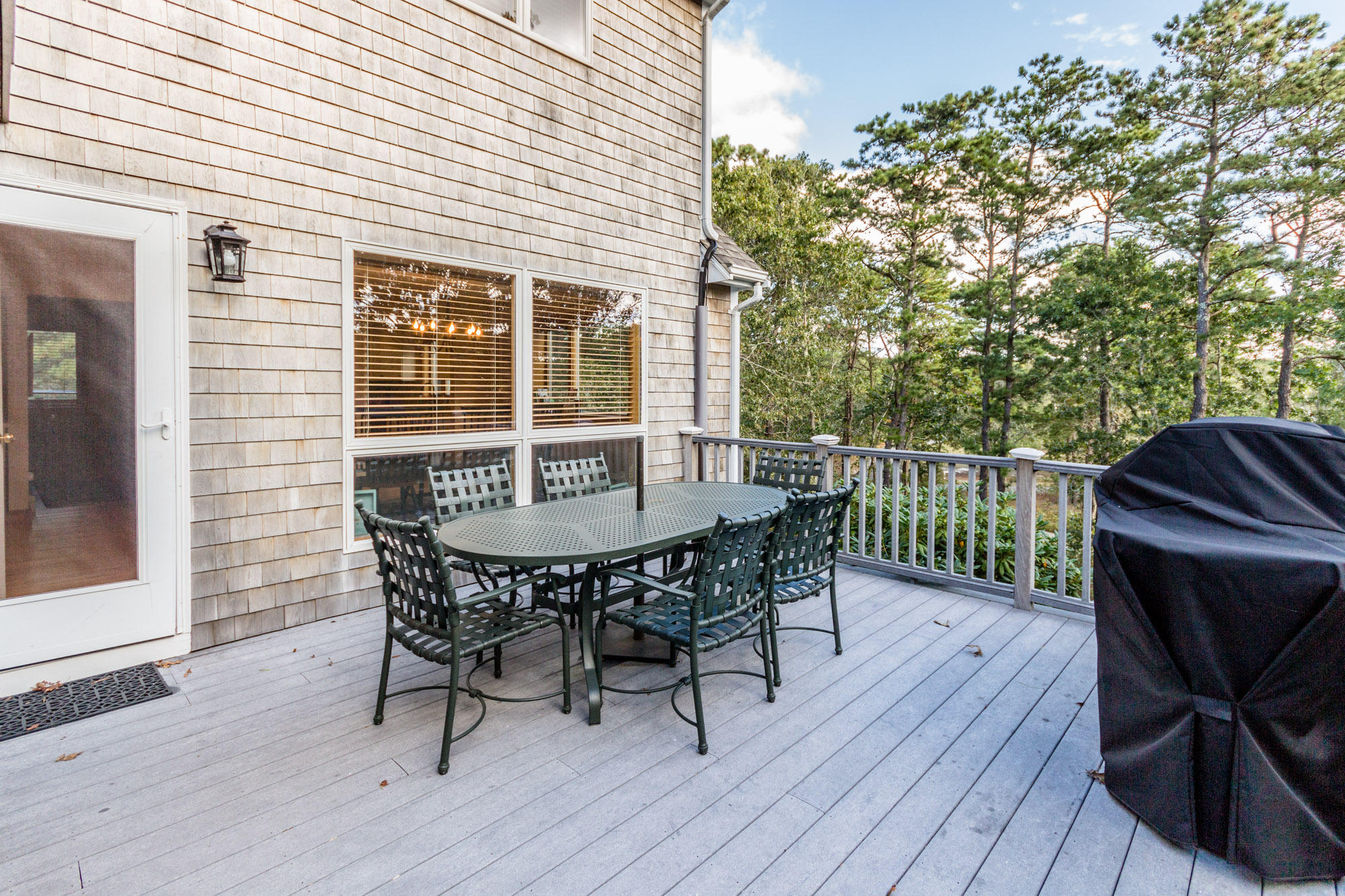 42 Meadow View Road Oak Bluffs, MA 02557 - Photo 14 of 33 42 Meadow View Road (21 of 34)
