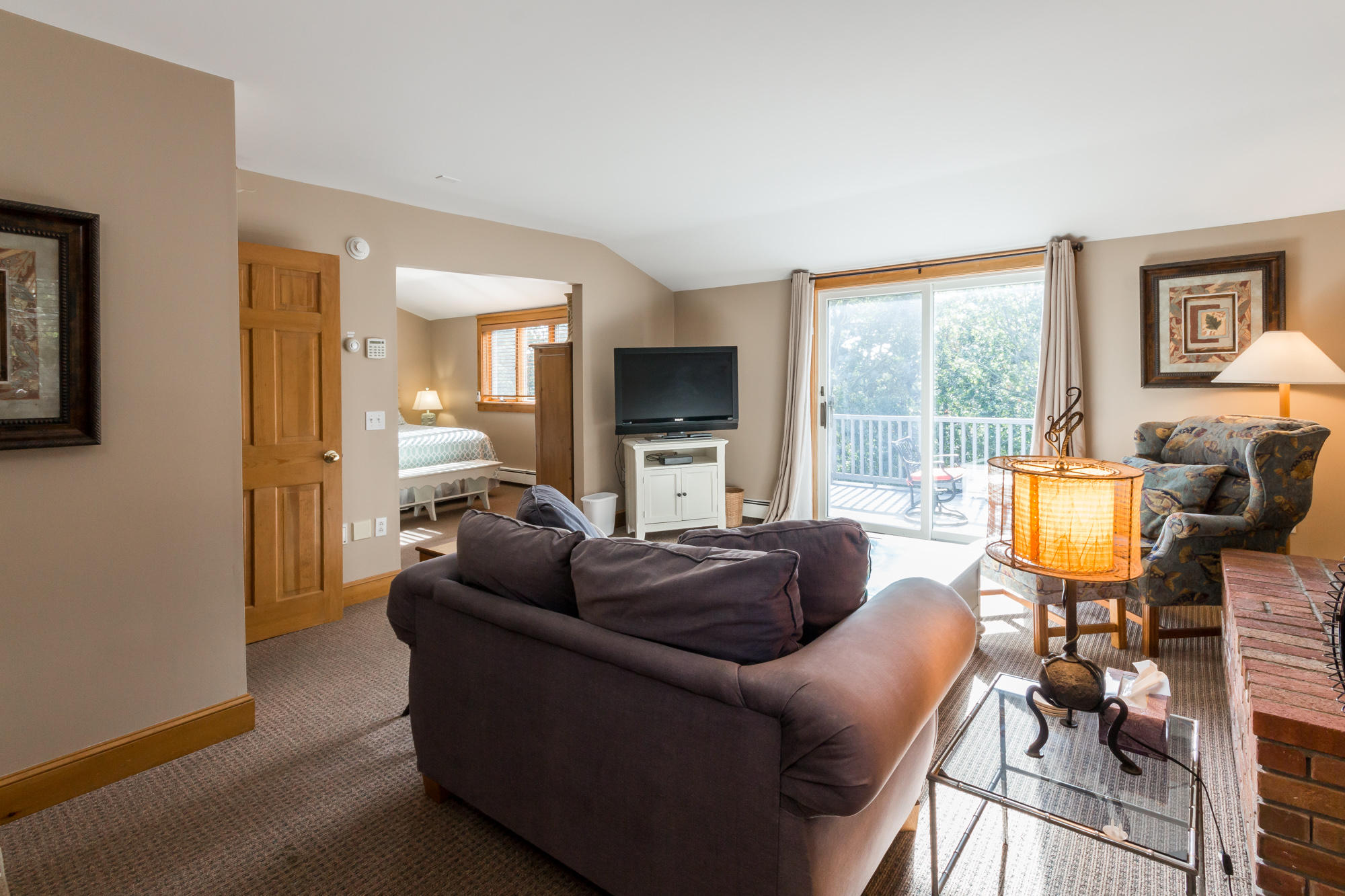 42 Meadow View Road Oak Bluffs, MA 02557 - Photo 21 of 33 42 Meadow View Road (12 of 34)