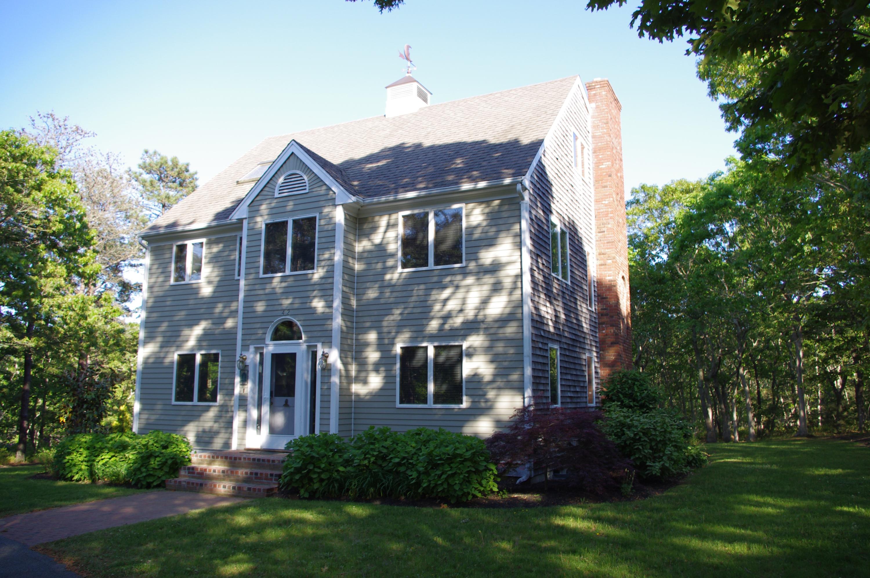 42 Meadow View Road Oak Bluffs, MA 02557 - Photo 4 of 33 Wolf Front2