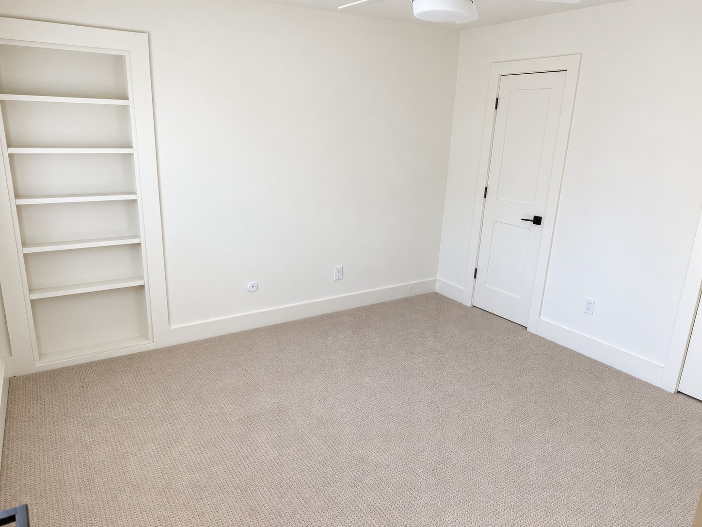 10322 Burgoyne Road Houston, TX 77042 - Photo 23 of 31 3rd Bedroom with Hidden Bookshelf Door