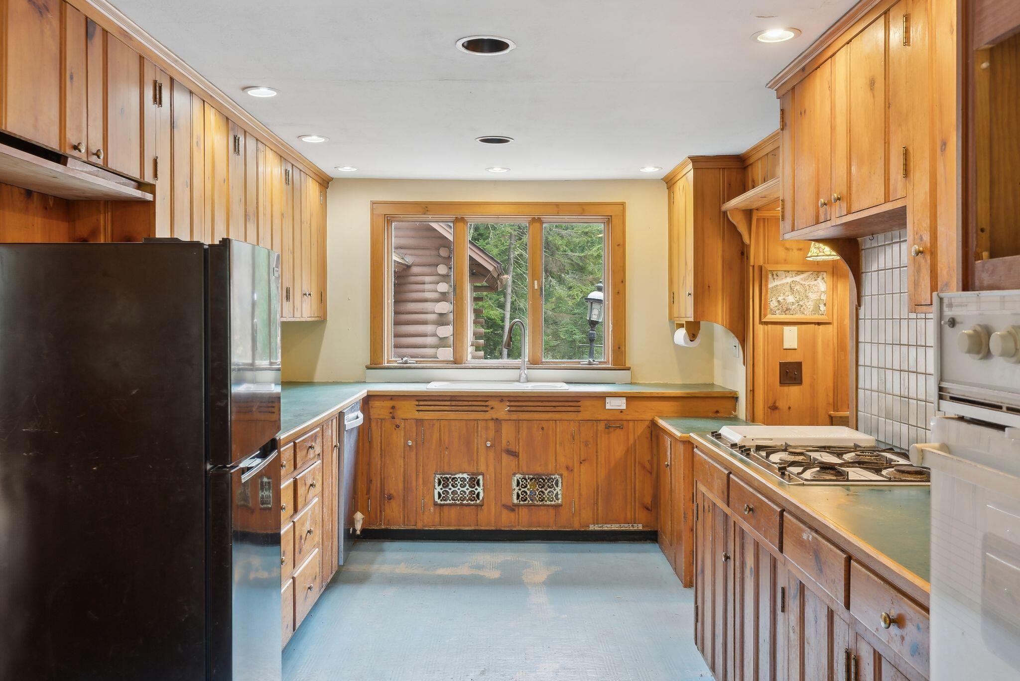 52 Main Street Sanford, ME 04083 - Photo 31 of 68 Kitchen 1