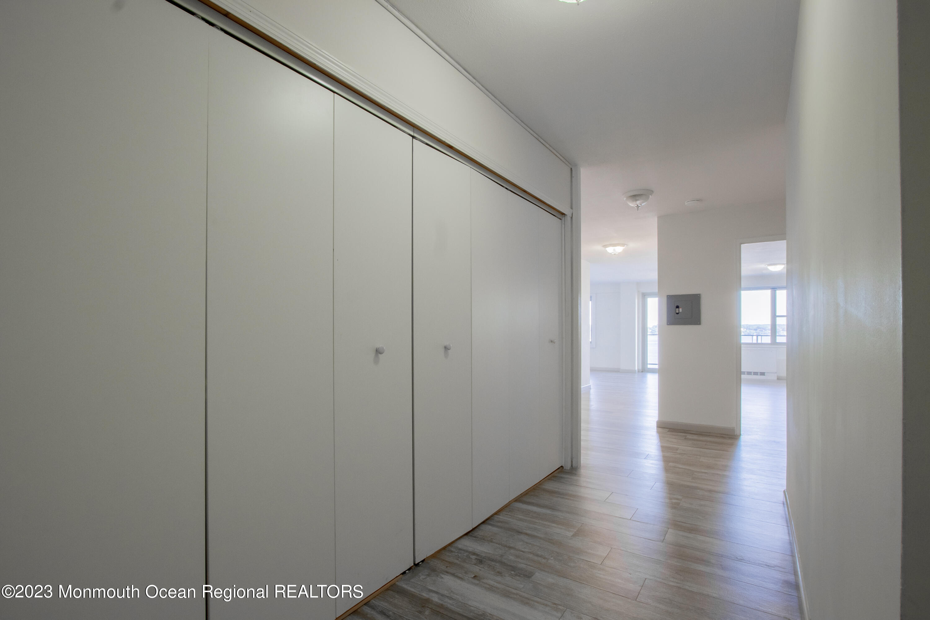 28 Riverside Avenue, Unit 1N Red Bank, NJ 07701 - Photo 8 of 31 Foyer