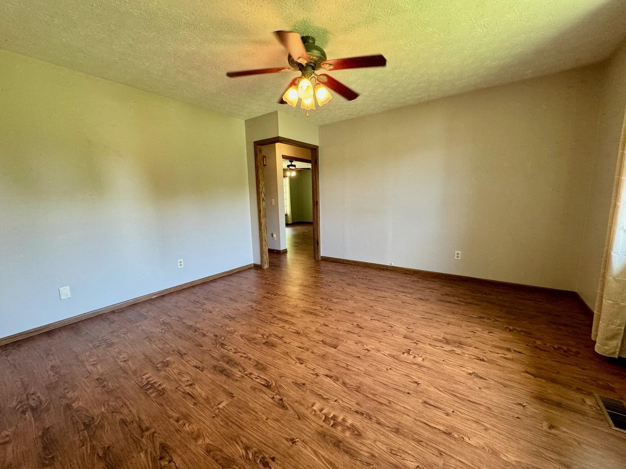 3327 Flowerdale Road Springfield, OH 45504 - Photo 20 of 34