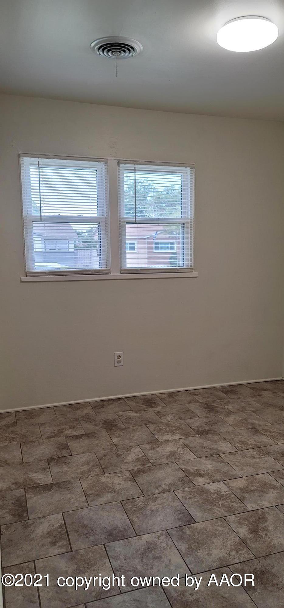 5014 Leigh Avenue Amarillo, TX 79110 - Photo 13 of 17 20210927_150212