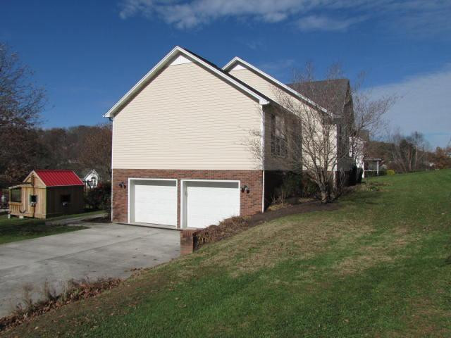 127 Anna Lane London, KY 40744 - Photo 12 of 43 Photo 12
