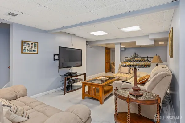 $1,288,000 | 2 Kristen Court, Old Bridge, NJ 07747