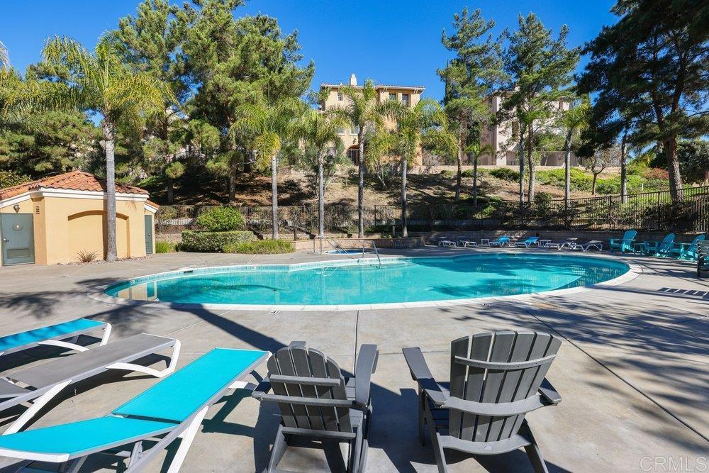 2204 Huntington Point Road, Unit 13 Chula Vista, CA 91914 - Photo 17 of 28 a view of a chairs and table in patio
