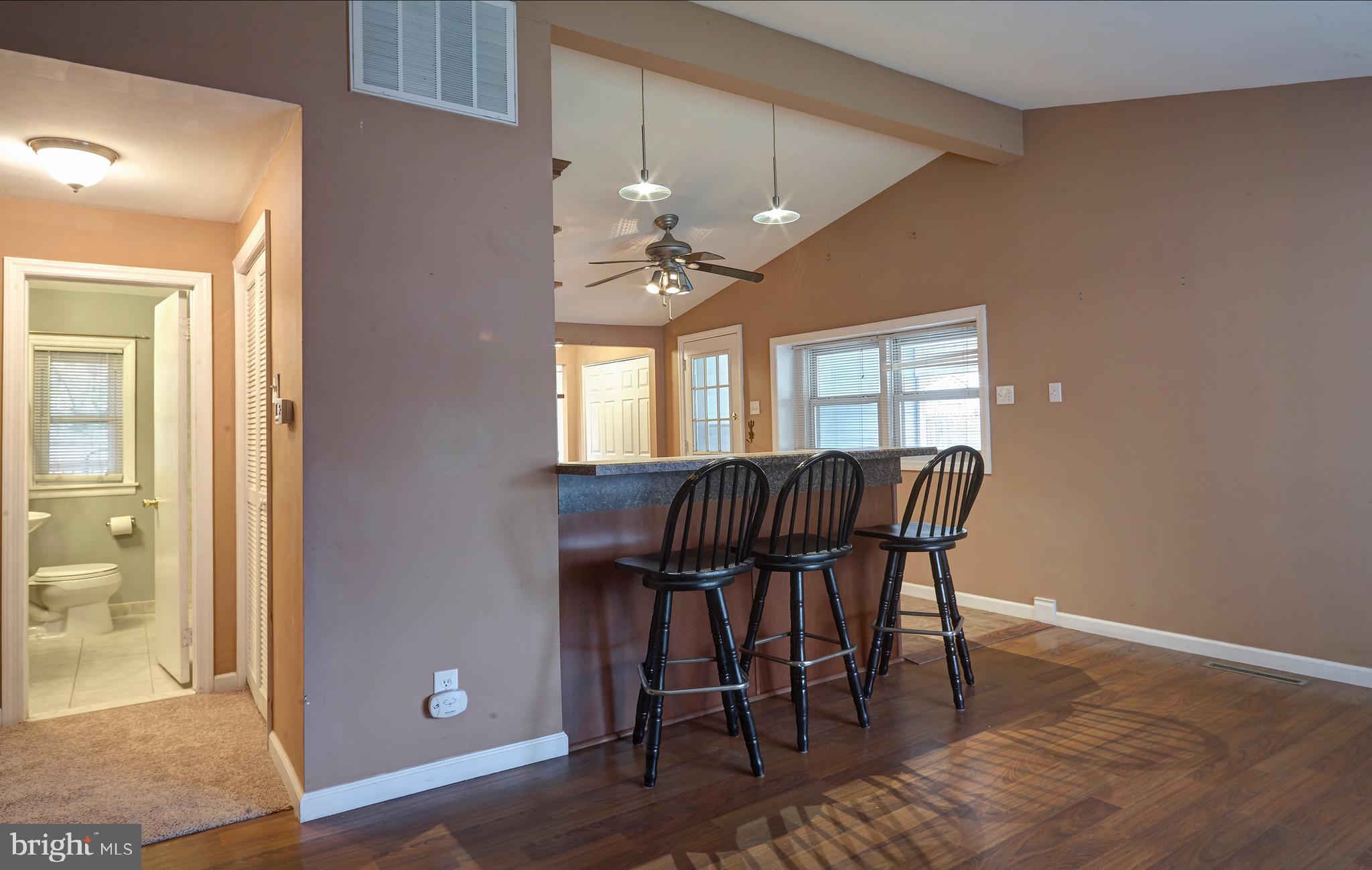 27 Avon Place Maple Shade, NJ 08052 - Photo 12 of 27 Gallery Image 12