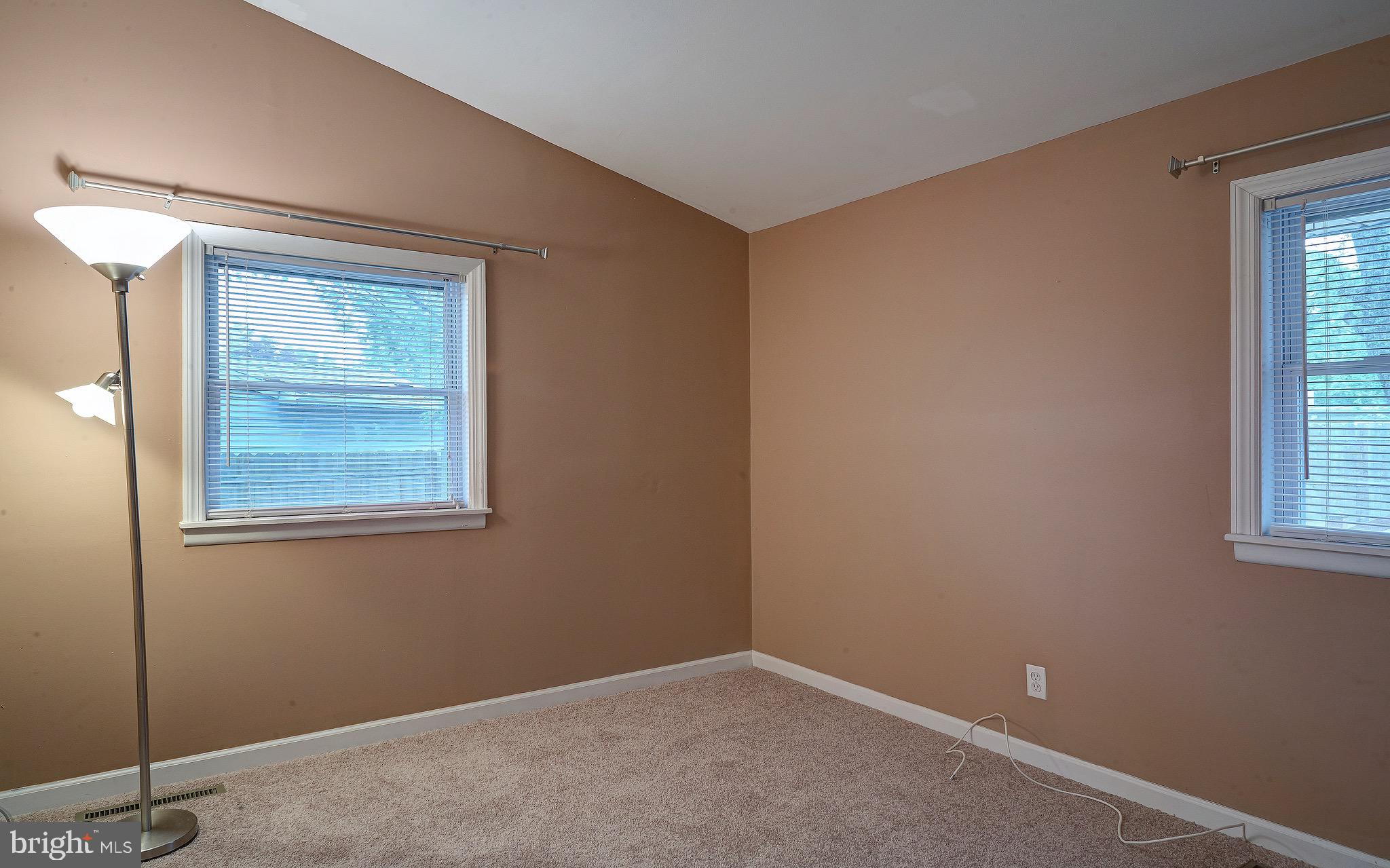 27 Avon Place Maple Shade, NJ 08052 - Photo 21 of 27 Gallery Image 21