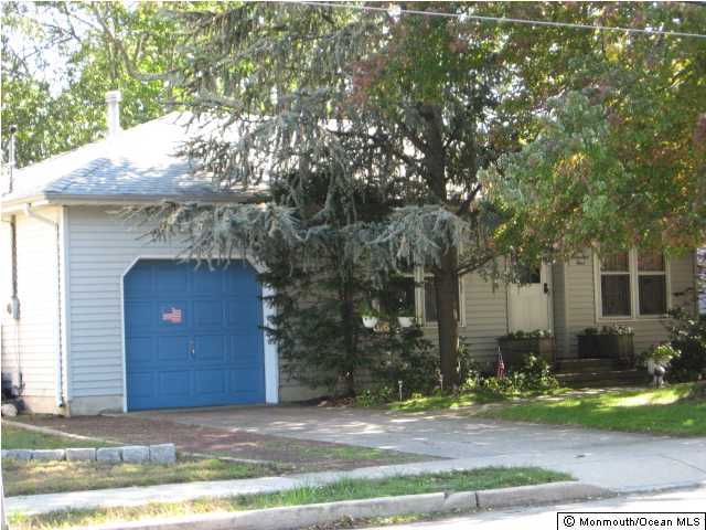 1004 Beaver Dam Road Point Pleasant, NJ 08742 - Photo 1 of 3 Primary Photo