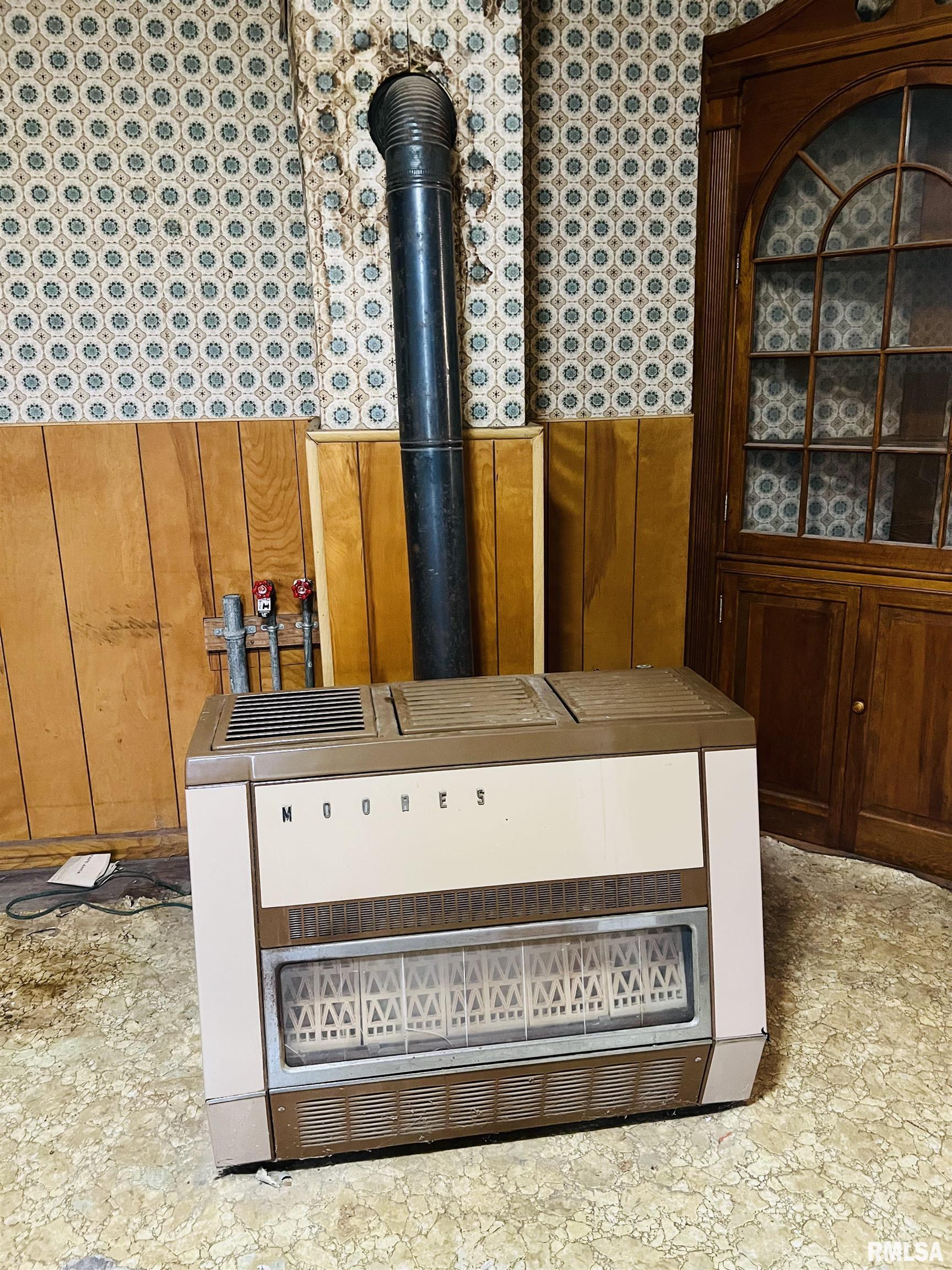 174 East Wilson Avenue Shawneetown, IL 62984 - Photo 15 of 22