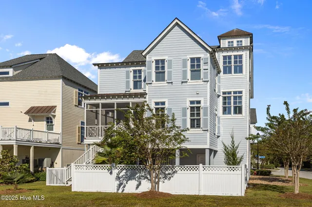 $920,000 | 101 Bay Ridge Drive, Atlantic Beach, NC 28512