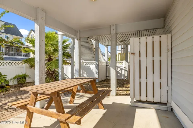 $920,000 | 101 Bay Ridge Drive, Atlantic Beach, NC 28512