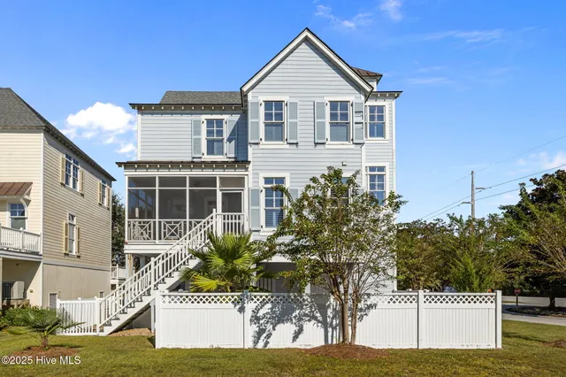 $920,000 | 101 Bay Ridge Drive, Atlantic Beach, NC 28512