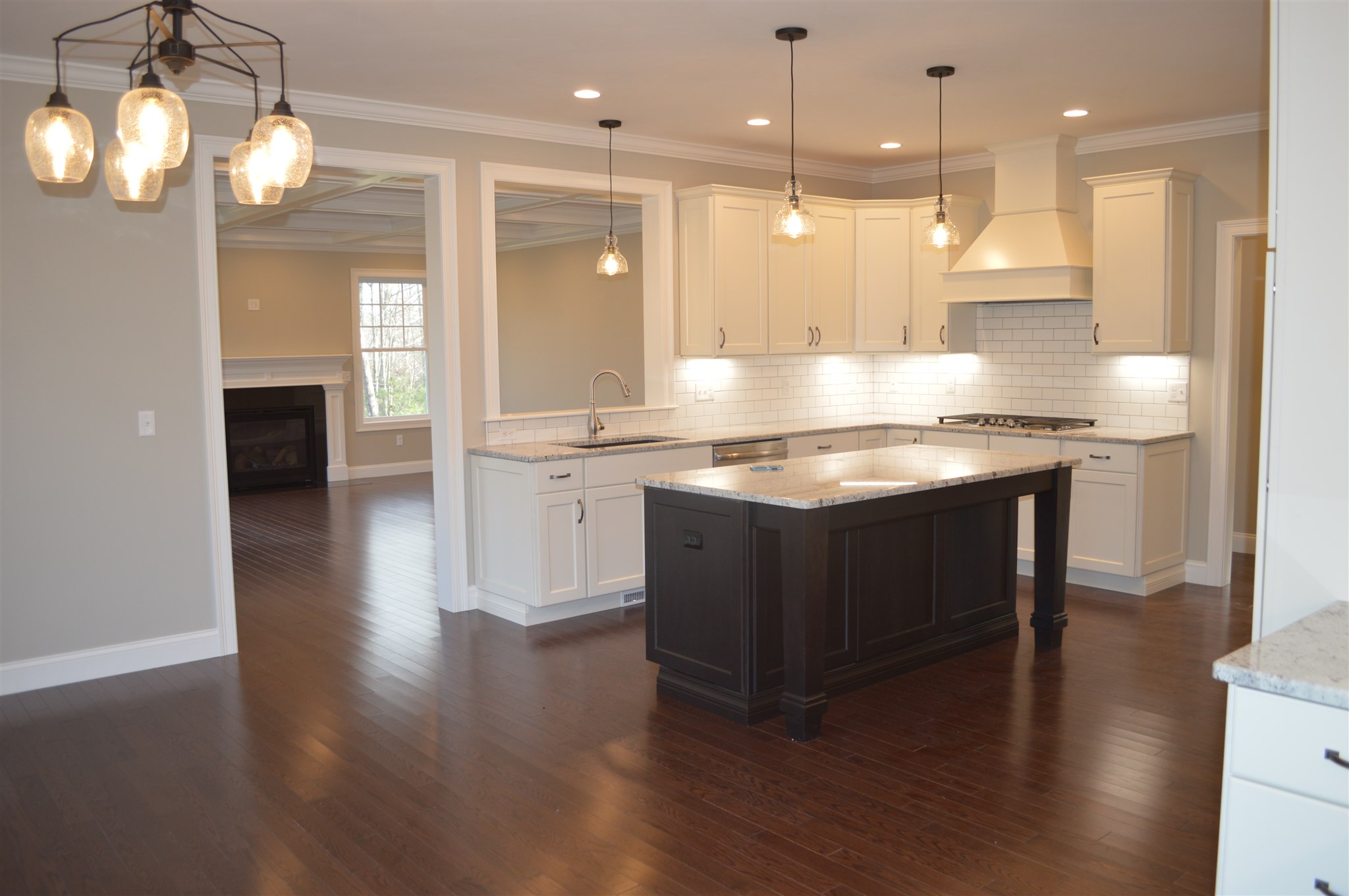 16 Hemlock Lane Chester, NH 03036 - Photo 4 of 26