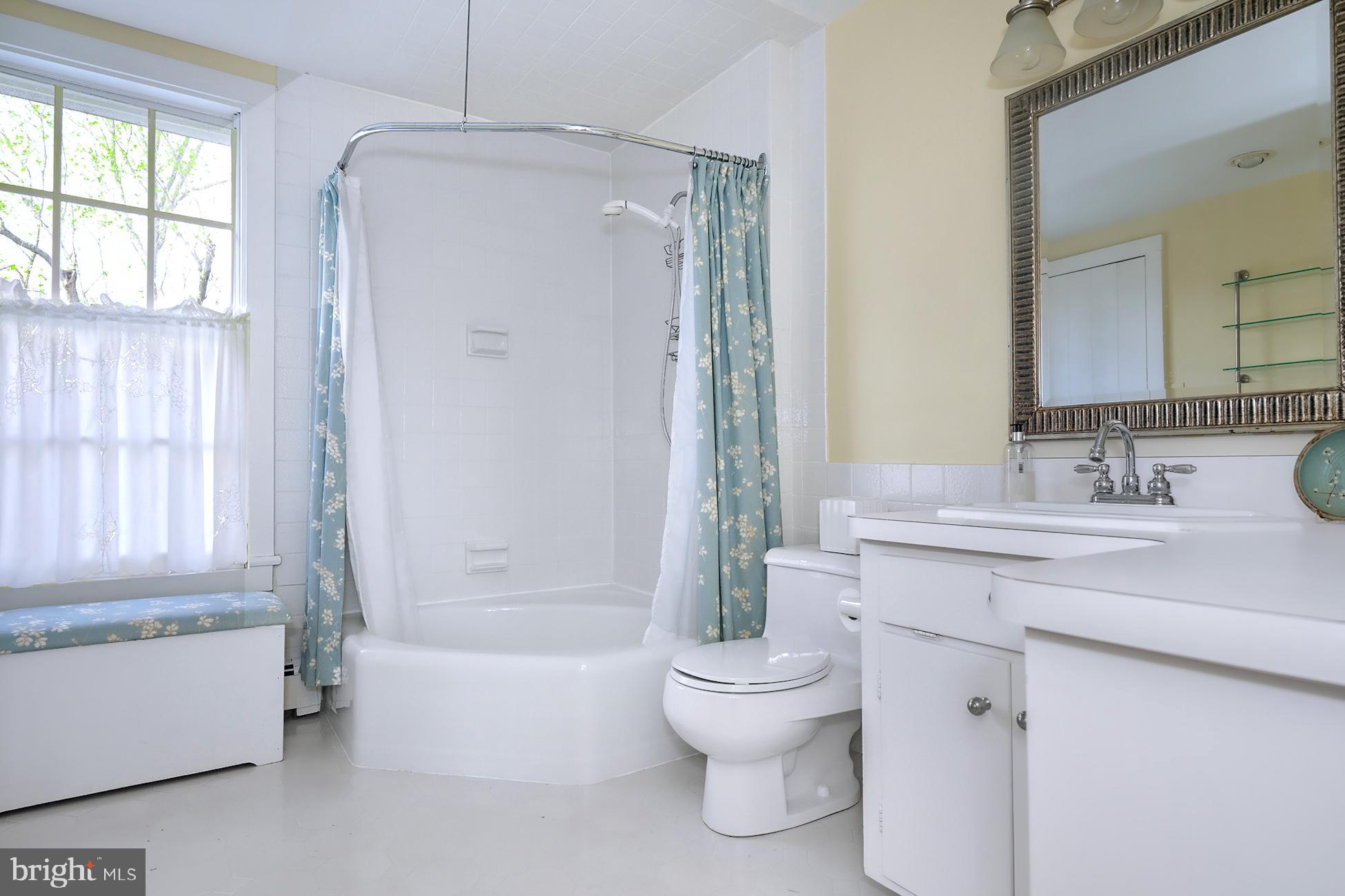 1094 Barley Sheaf Road Flemington, NJ 08822 - Photo 22 of 39