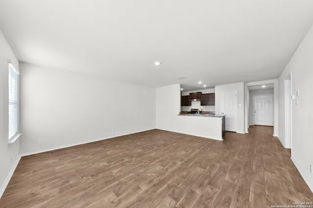 $1,575 | 104 Black Scoter, San Antonio, TX 78253