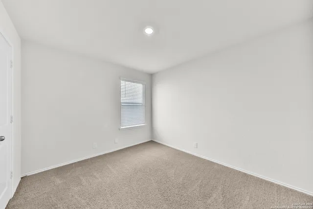 $1,575 | 104 Black Scoter, San Antonio, TX 78253