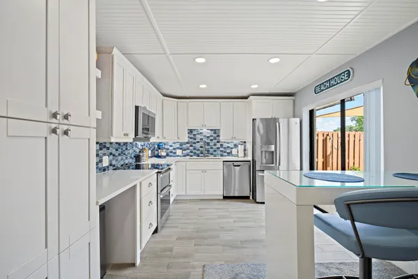 $329,000 | 6163 Southeast Riverboat Drive, Unit 1018, Stuart, FL 34997