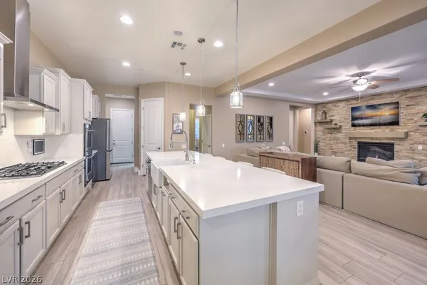 $1,199,900 | 2440 Chateau Napoleon Drive, Henderson, NV 89044