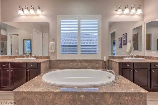 $1,199,900 | 2440 Chateau Napoleon Drive, Henderson, NV 89044