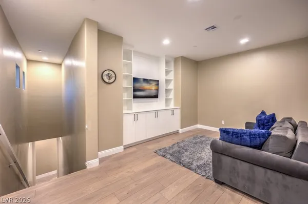 $1,199,900 | 2440 Chateau Napoleon Drive, Henderson, NV 89044