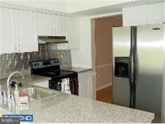 28 South Timber Road Southampton, PA 18966 - Photo 2 of 6 Gallery Image 2