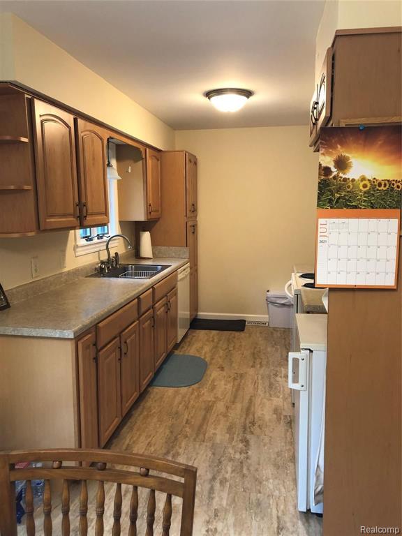 7018 Wilson Road Montrose, MI 48457 - Photo 7 of 24