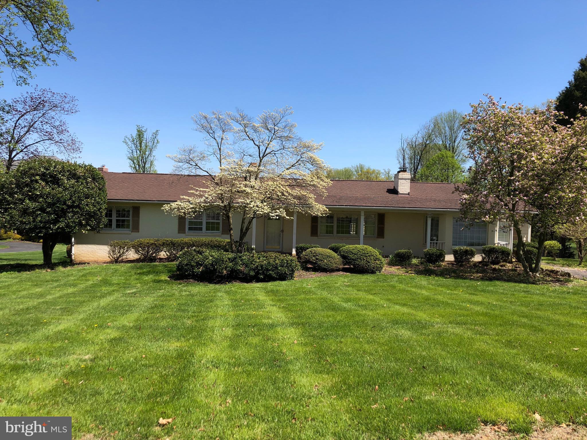 1023 Utterback Store Road Great Falls, VA 22066 - Photo 1 of 28 Exterior (Front)