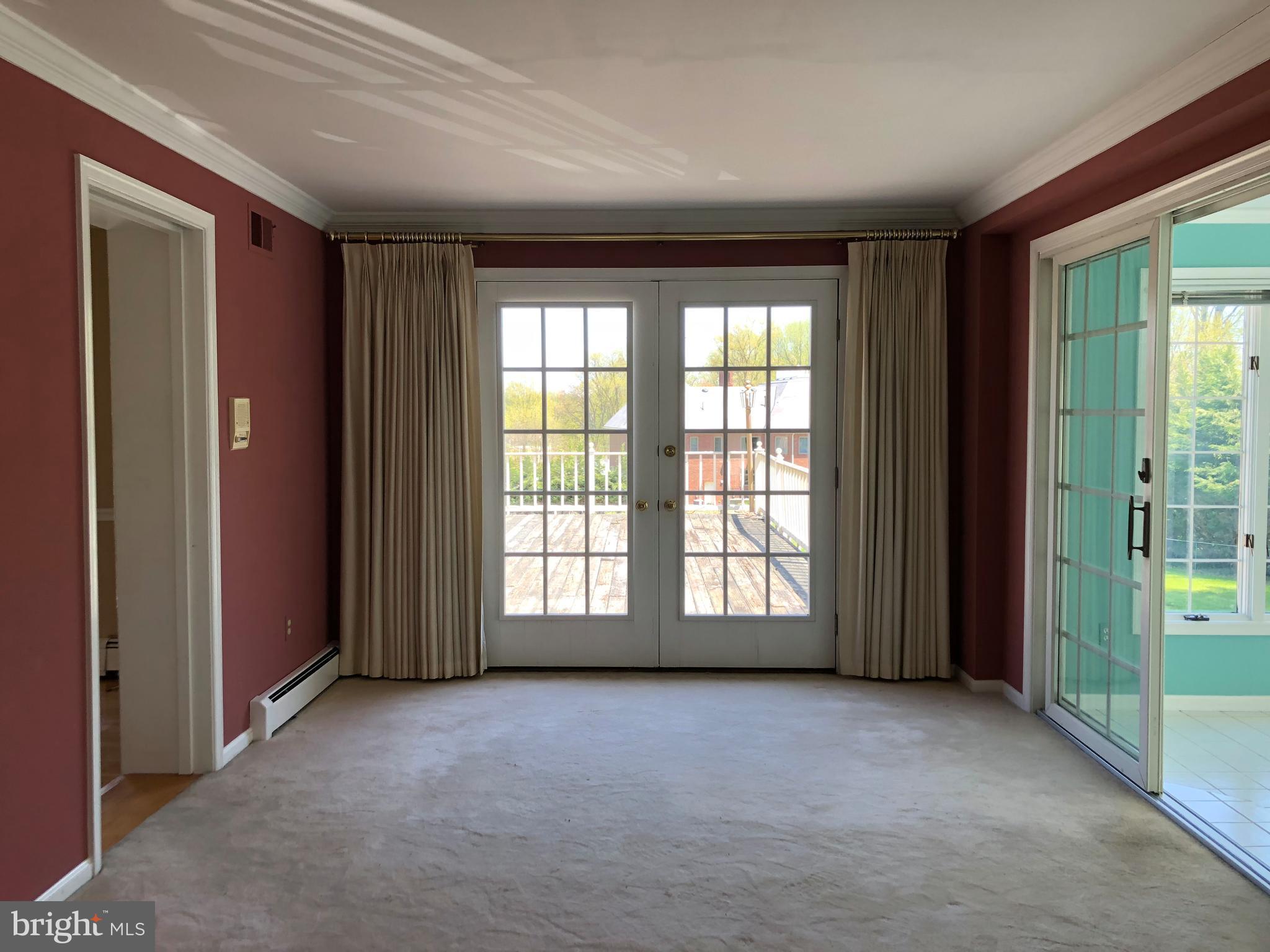 1023 Utterback Store Road Great Falls, VA 22066 - Photo 6 of 28 Family Room
