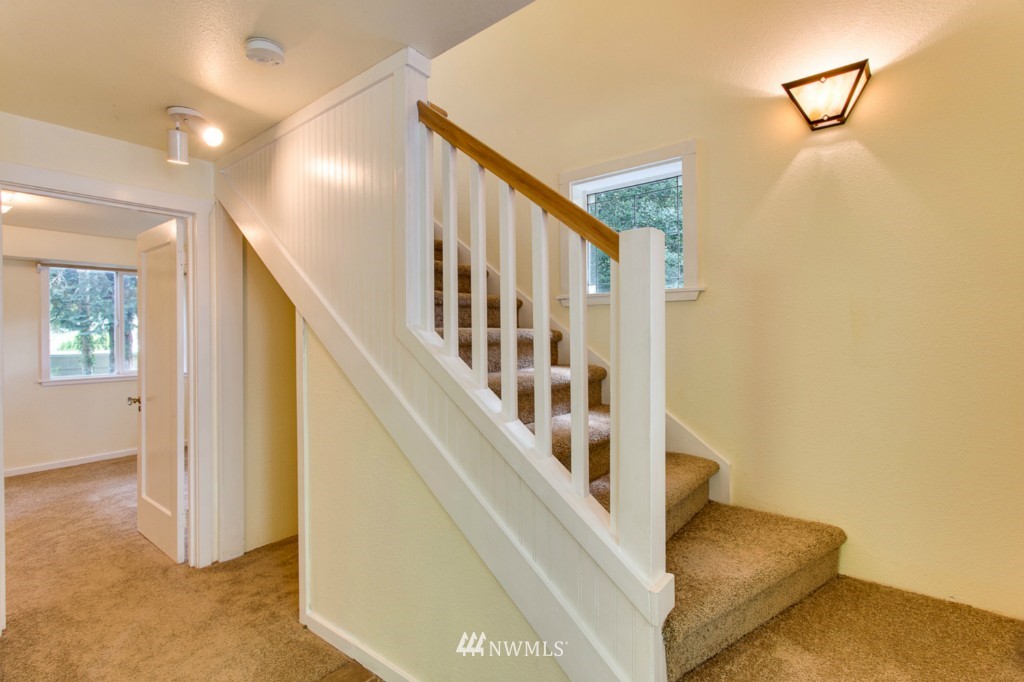 4209 Erlands Point Road Northwest Bremerton, WA 98312 - Photo 22 of 25 Gallery Image 22