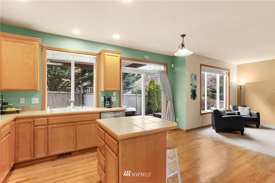 1130 184th Place Southeast Bothell, WA 98012 - Photo 13 of 30 Gallery Image 13