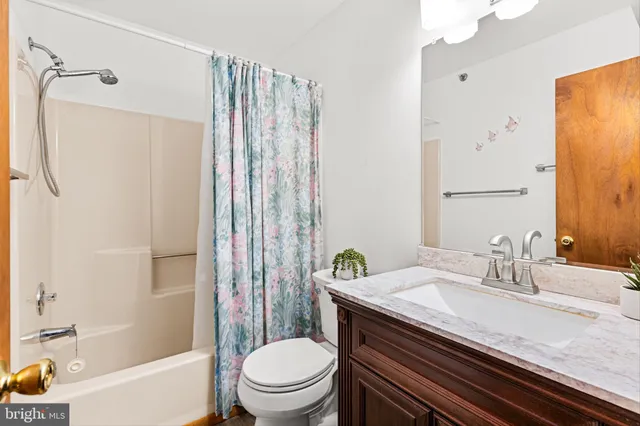 $249,900 | 14401 Tunnel Avenue, Unit 263, Ocean City, MD 21842