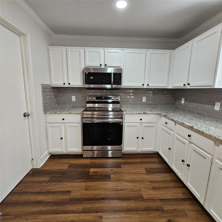 109 Sydney's Way Buda, TX 78610 - Photo 11 of 35