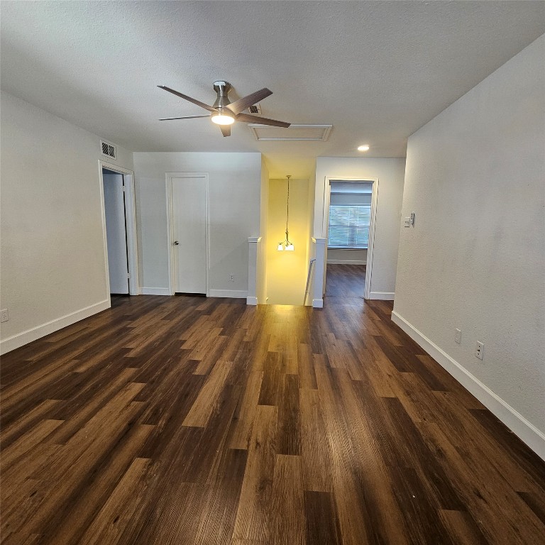 109 Sydney's Way Buda, TX 78610 - Photo 18 of 35