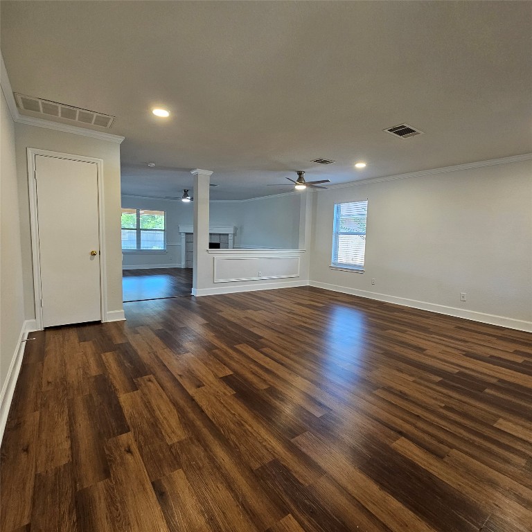 109 Sydney's Way Buda, TX 78610 - Photo 4 of 35